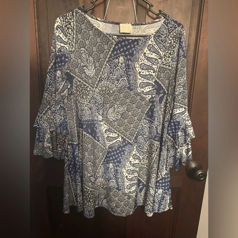 Zadie Bs Navy Paisley Women's Blouse - Picture 1 of 1